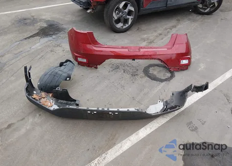 2024 Hyundai Venue Sel z USA, uszkodzony, nr VIN KMHRC8A38RU332792